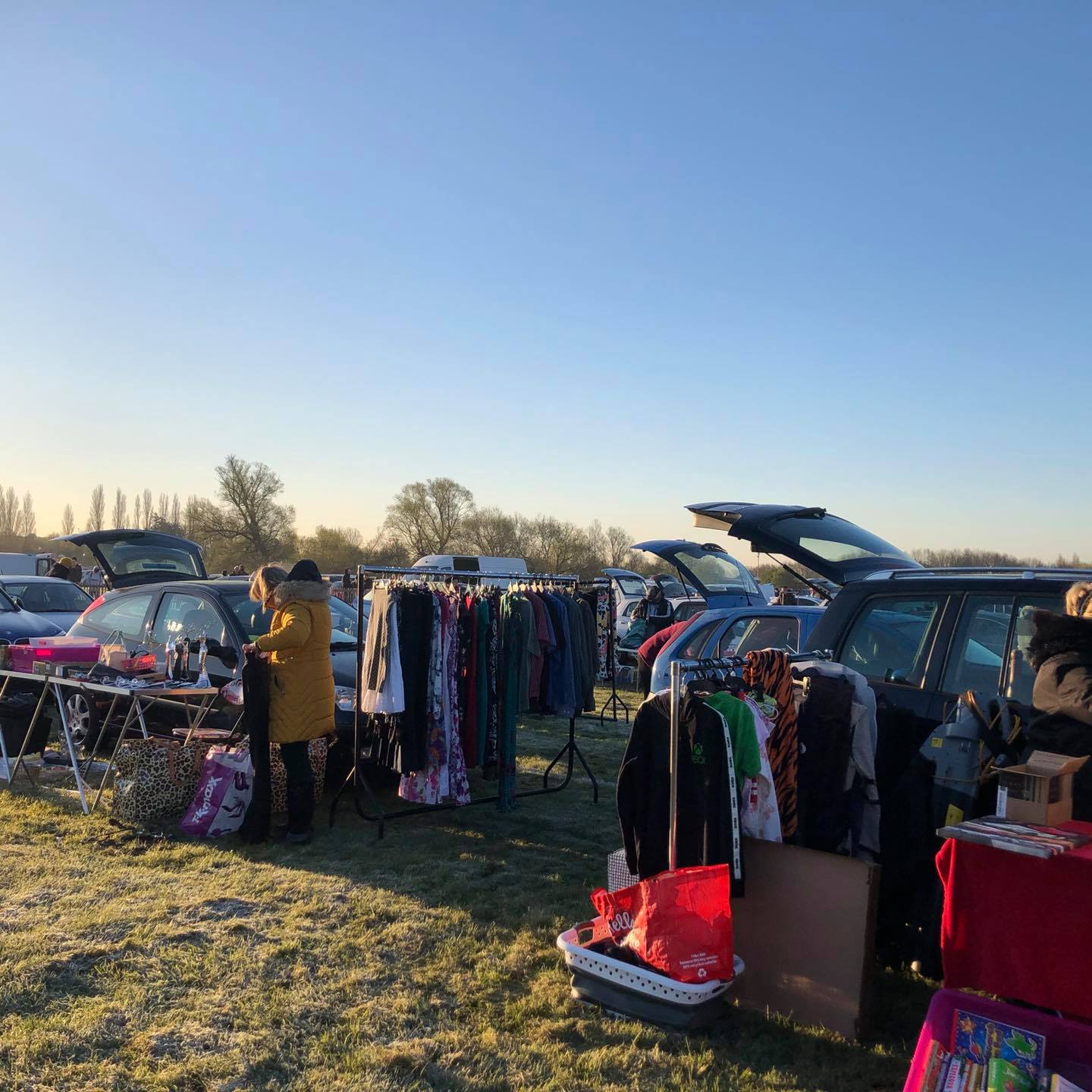 Shepperton Car Boot Market - Best Surrey Marketplaces