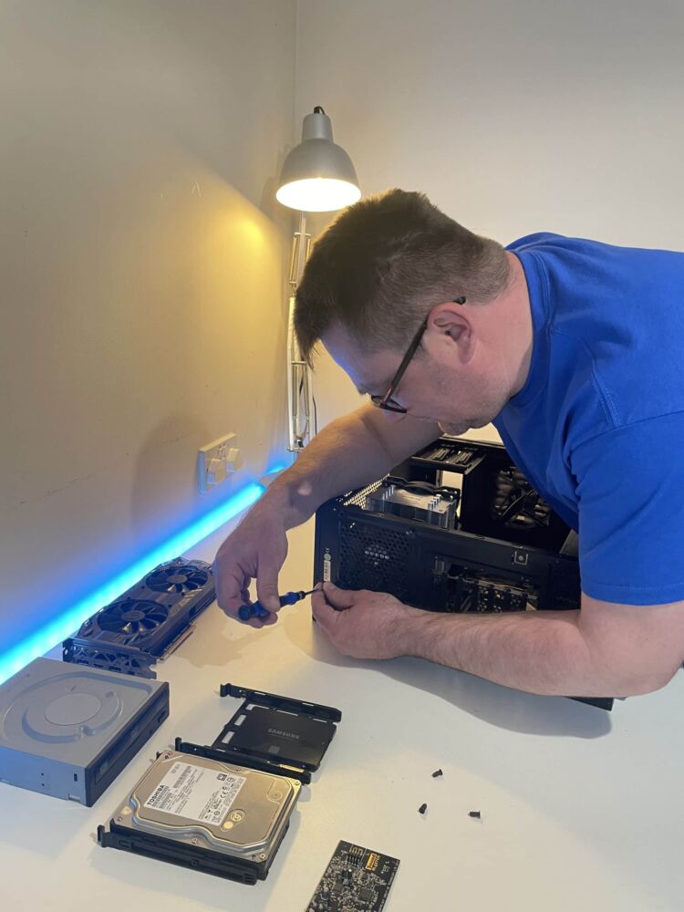 Photo - Computer Genie
