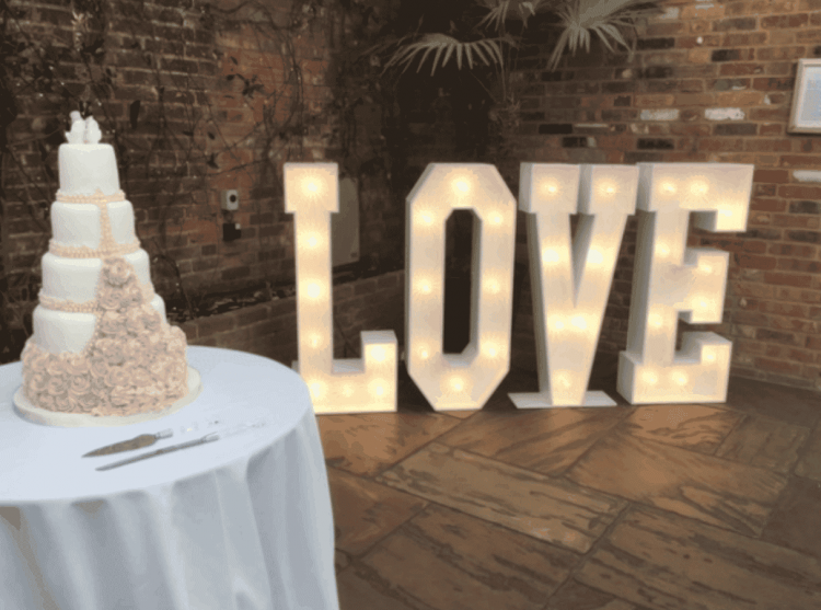 Sparkle and Chic Wedding and Event Services